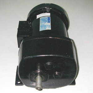 Мотор для карамелизатора cmd100 cretors 13492-e Мотор для карамелизатора cmd100 cretors 13492-e