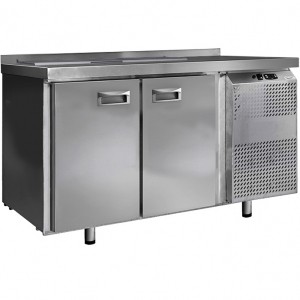 Стол для салатов финист схсс-700-2 (1400х700х850) (4gn1/3 с крышкой) борт 45мм Стол для салатов финист схсс-700-2 (1400х700х850) (4gn1/3 с крышкой) борт 45мм