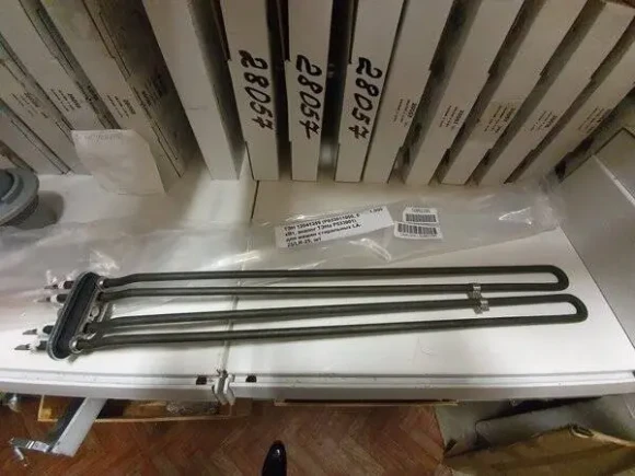 ТЭН 12041359 (P633011000, 6 кВт, аналог ТЭНа P533001) для машин стиральных LA-25/LR-25 ТЭН 12041359 (P633011000, 6 кВт, аналог ТЭНа P533001) для машин стиральных LA-25/LR-25