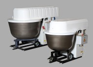 Тестомесильная машина ТММ-140 с деж. нерж. в комплекте Тестомесильная машина ТММ-140 с деж. нерж. в комплекте